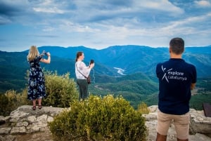 From Barcelona: Medieval Villages Day Tour