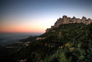 From Barcelona: Montserrat Full-Day Trip with Guided Hike