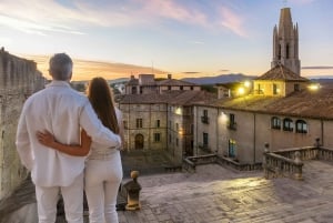 Från Barcelona: Montserrat, Girona & Costa Brava på 2 dagar