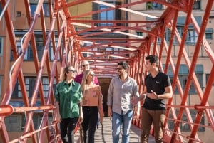 Barcelonasta: Barcelona: Montserrat, Girona & Costa Brava 2 päivässä.