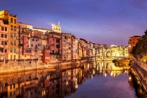 Barcelonasta: Barcelona: Montserrat, Girona & Costa Brava 2 päivässä.