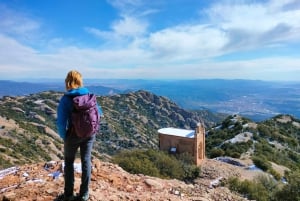 Vanuit Barcelona: Montserrat bergwandeling & kloosterrondleiding