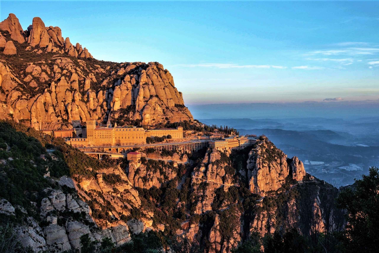Vanuit Barcelona: klooster Montserrat, wandeling, kabelbaan