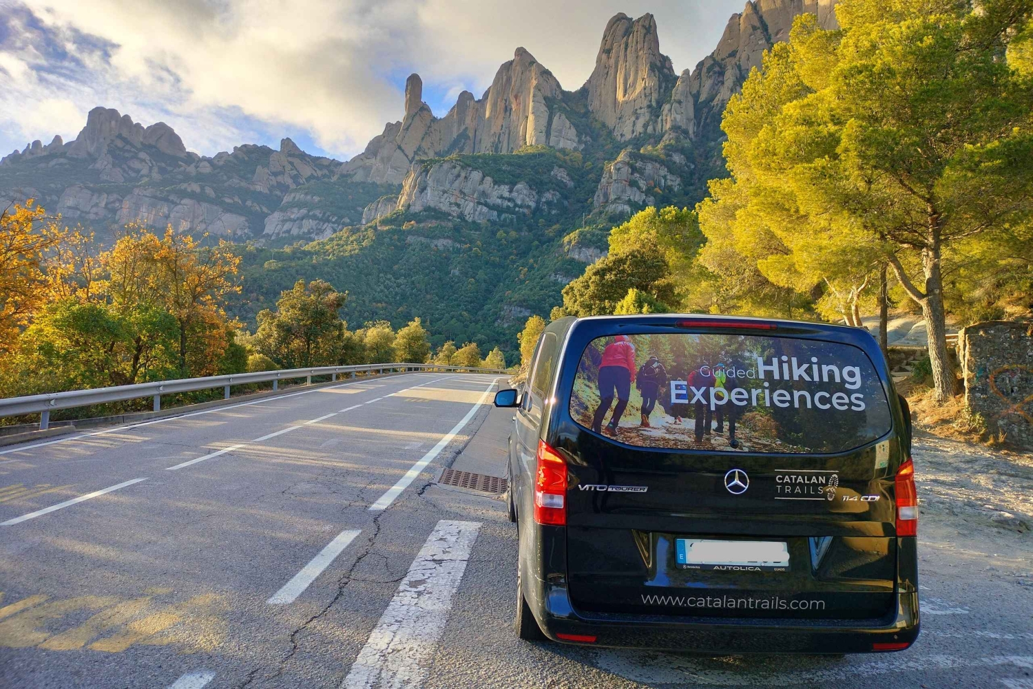 Von Barcelona aus: Kloster Montserrat & Wanderung mit der Seilbahn