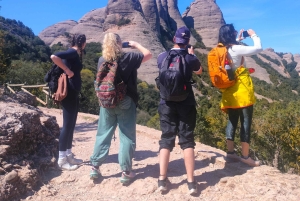 Von Barcelona aus: Kloster Montserrat & Wanderung mit der Seilbahn
