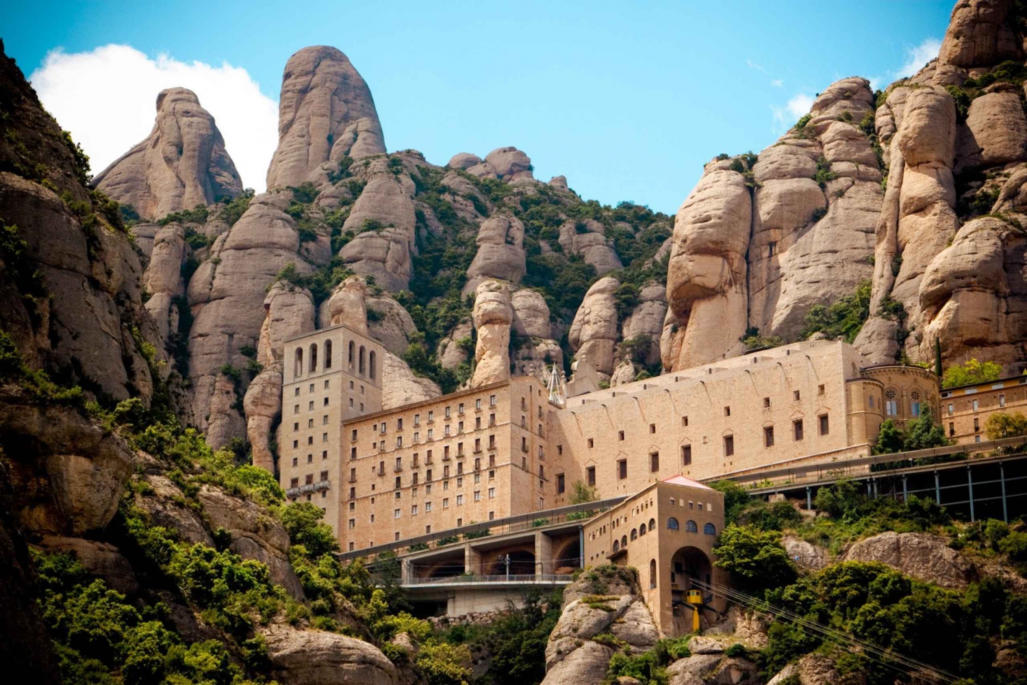 From Barcelona: Montserrat & UNESCO Monastery Guided Tour
