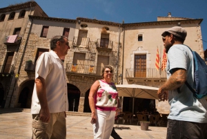 Private Day Trip: Medieval Villages of Catalonia with lunch