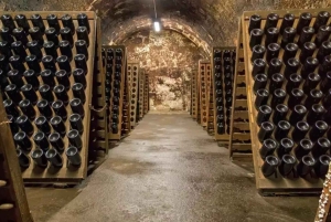 バルセロナ・モンセラット、カヴァス・コドルニウ、シッチェス