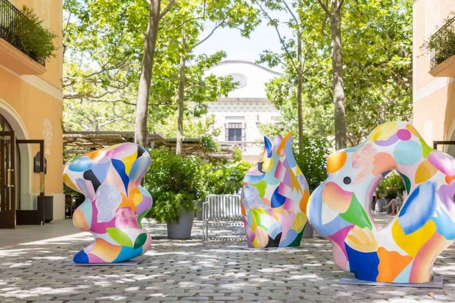 From Barcelona: Transfer to La Roca Village Outlet