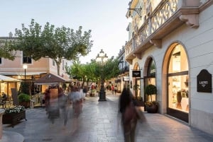 From Barcelona: Transfer to La Roca Village Outlet