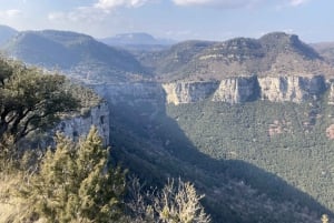 Barcelona: Montserrat Early Hiking Trip with Abbey & Madonna