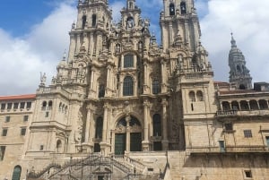 From Porto to Santiago de Compostela up to 4 Stops