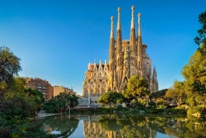 Gaudi's Barcelona: Sagrada Familia, Casa Batllo & Mila Tour