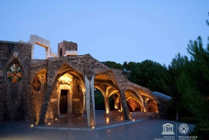 Gaudis Krypta in der Colonia Güell mit Audioguide