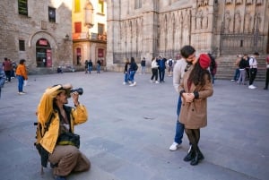 Barcelona: Gothic Quarter Private Photoshoot Experience