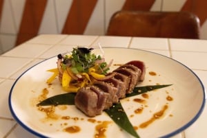 Gourmet Tapas: Local Tasting Menu at a Hidden Restaurant in Barcelona