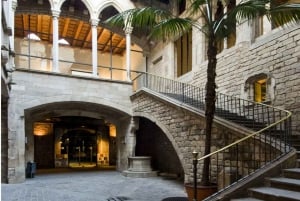 Barcelona: Guided Tour of the Picasso Museum with Tickets