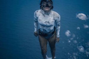 Подводное плавание с гидом на пляже Барселоны