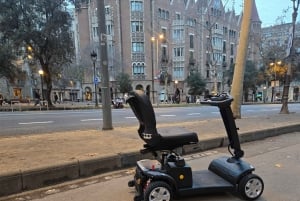 Guidet tur i Barcelona, rute GAUDÍ CASA BATLLO, MILA SAGRADA FAMILIA