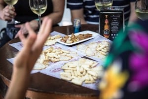 Tapas et vin dans le quartier le plus chaleureux de la ville
