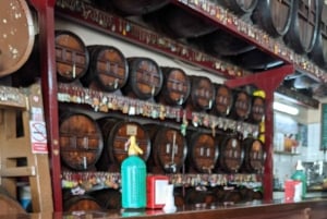 Tapas et vin dans le quartier le plus chaleureux de la ville