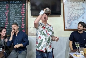 Tapas et vin dans le quartier le plus chaleureux de la ville