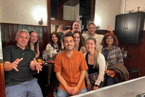 Tapas et vin dans le quartier le plus chaleureux de la ville