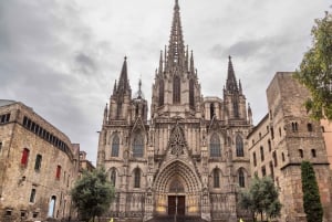 Visite guidée de l'histoire et des légendes : Quartier gothique de Barcelone