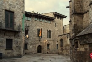 History & Legends Comedy Tour: Gotische wijk van Barcelona