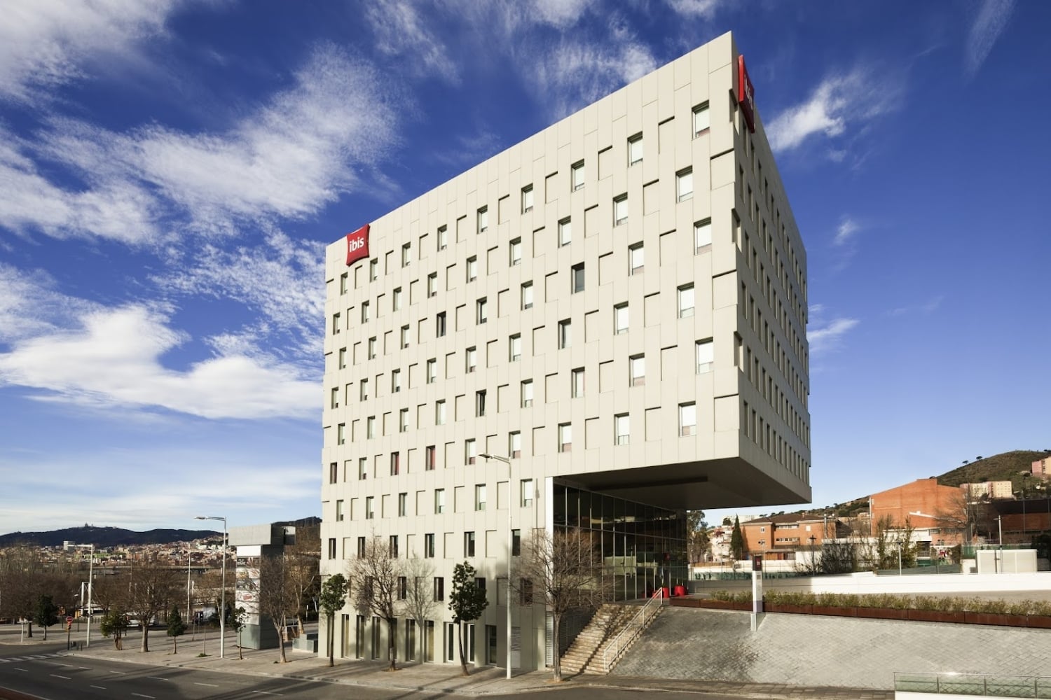 ibis Barcelona Santa Coloma