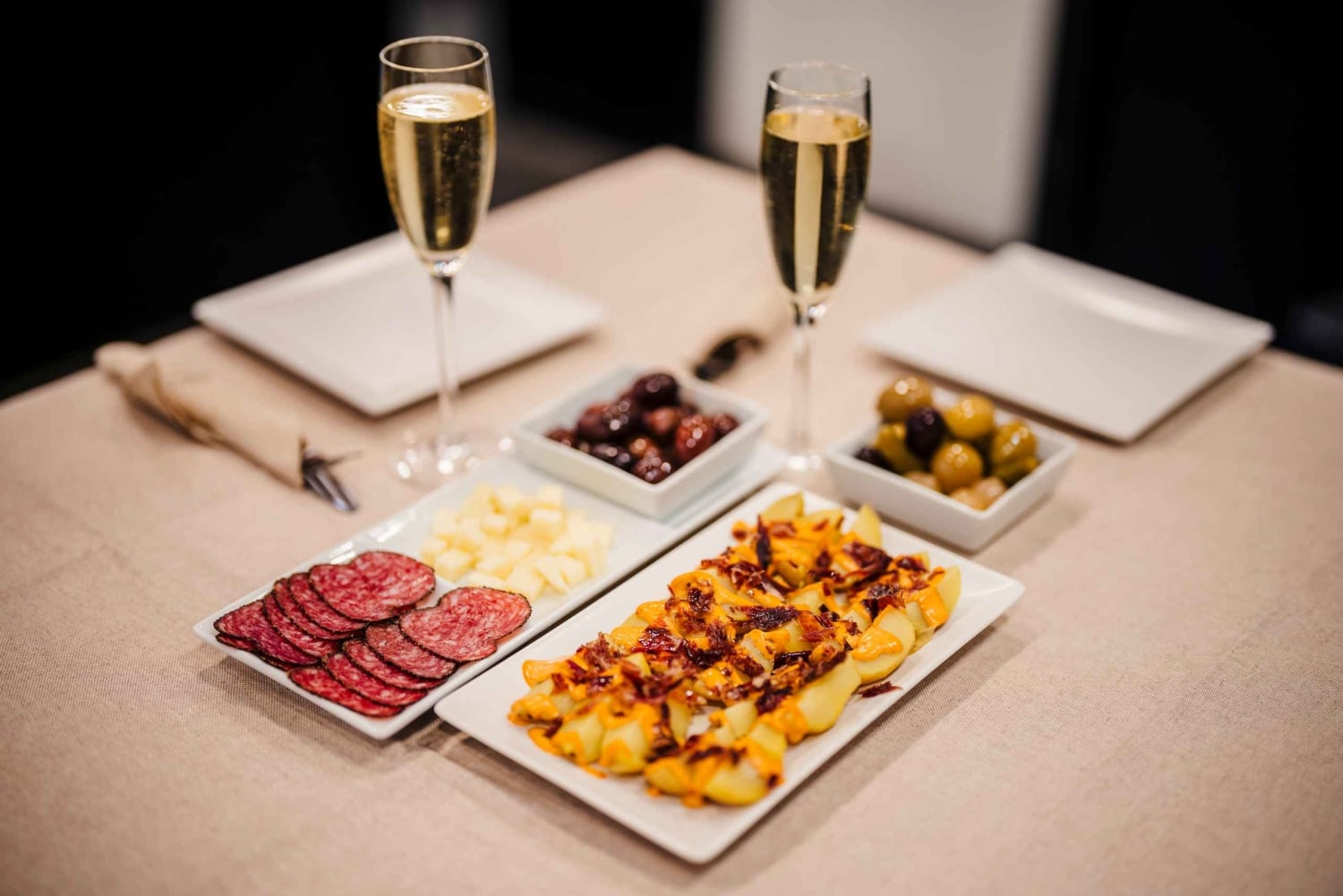 Degustazione di Jamón Iberico con Cava Sagrada Familia