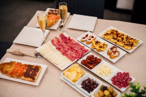 Дегустация хамона и тапас возле храма Святого Семейства