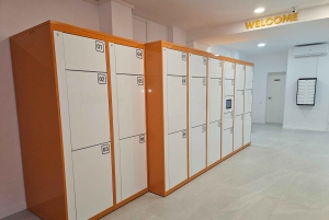 バルセロナのサグラダファミリア近くのロッカー荷物預かり所 24時間営業