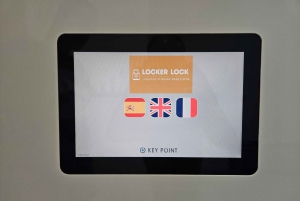 バルセロナのサグラダファミリア近くのロッカー荷物預かり所 24時間営業