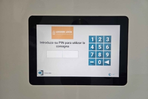 バルセロナのサグラダファミリア近くのロッカー荷物預かり所 24時間営業