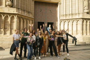 Marvels of Barcelona Tour: Explore the Gothic Quarter & More