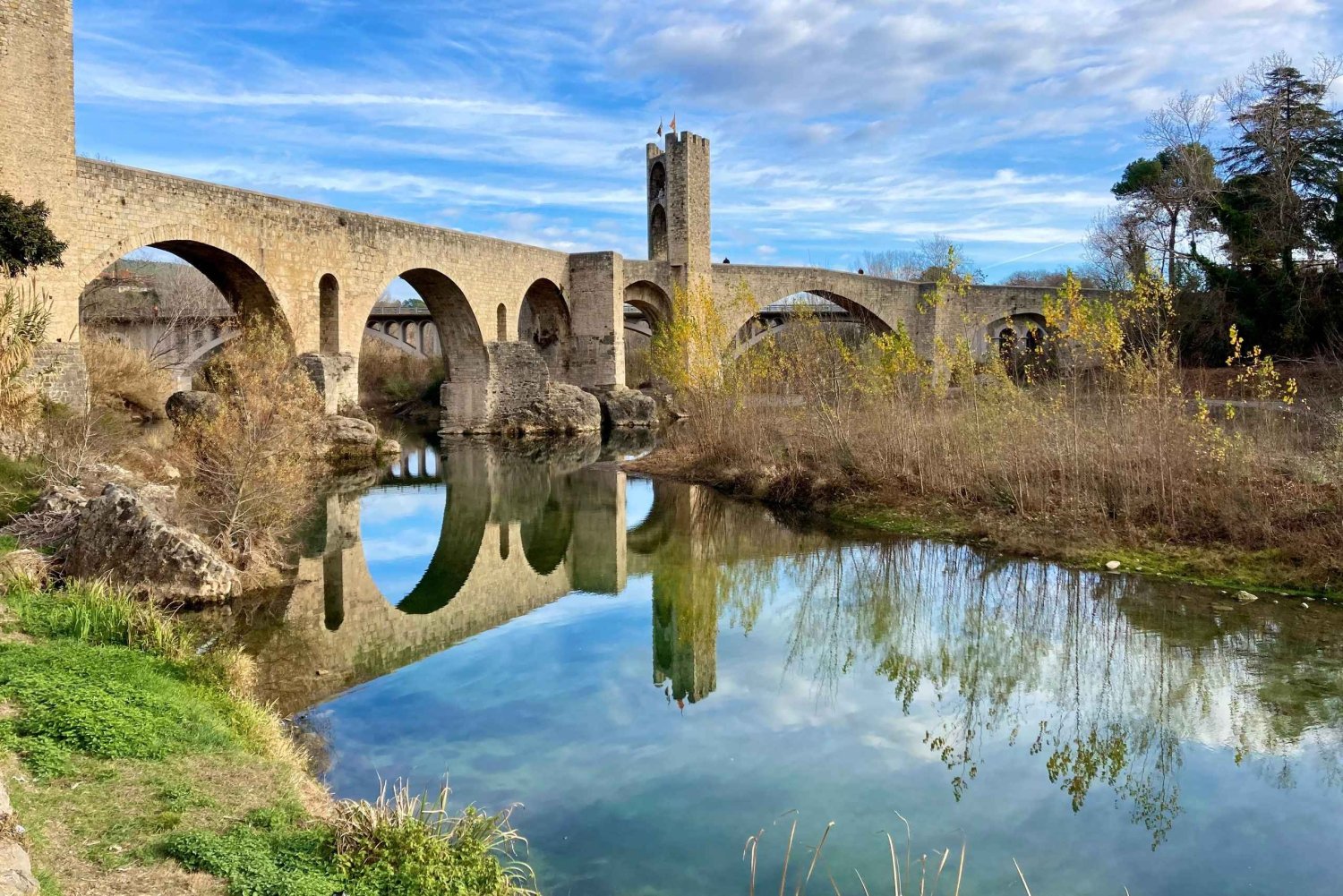 Medieval Towns and Nature Parks Exclusive Trip with Pickup