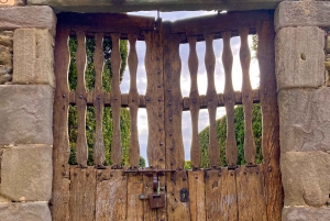 Excursion exclusive dans les villes médiévales et les parcs naturels avec prise en charge