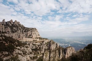 Tour di Montserrat e delle cantine di Cava: Escursione di un giorno da Barcellona