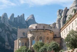 Barcelona: Montserrat & Sagrada Familia guidet tur