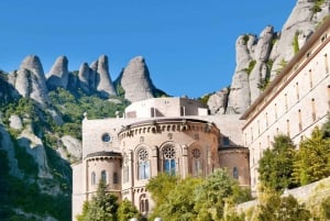 Depuis Barcelone : Visite de Montserrat avec transfert et train à crémaillère
