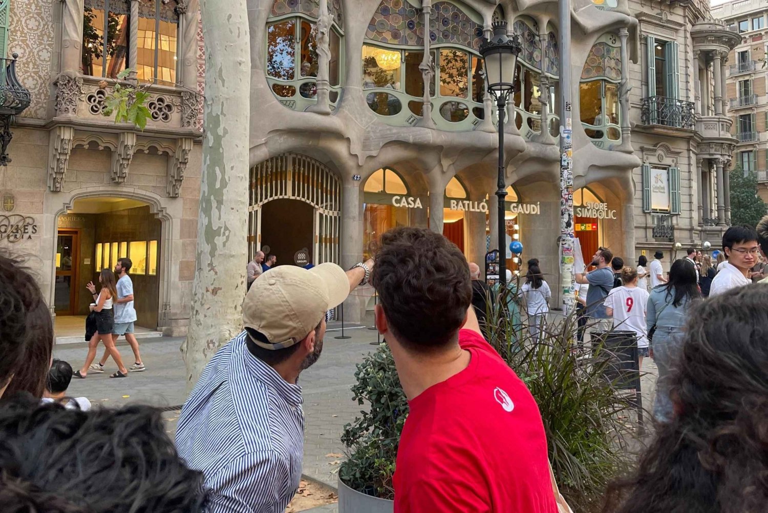 Barcelona: Gaudí, Modernism & a Taste of Catalonia