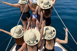 Barcelona: Privat sejltur med mad og drikke (maks. 11 personer)