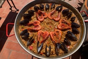 Paella Seafood master class Experience in Barcelona