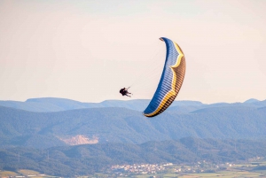Parapente: Vive la magia del vuelo cerca de Barcelona. Reportaje incluído