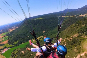 Parapente: Vive la magia del vuelo cerca de Barcelona. Reportaje incluído