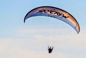 Paralotniarstwo: Doświadcz magii latania w pobliżu Barcelony. Raport zawiera