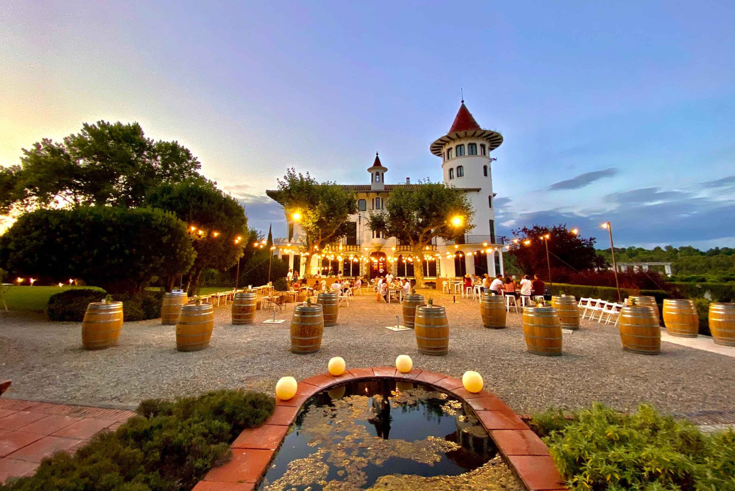 Penedès: Discovery Tour with Cava Tasting