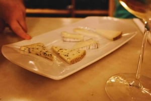 Musée Picasso et visite à pied avec dégustation de vin en option