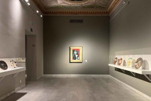 Picasso Museum and Walking Tour Plus Wine Tasting Upgrade